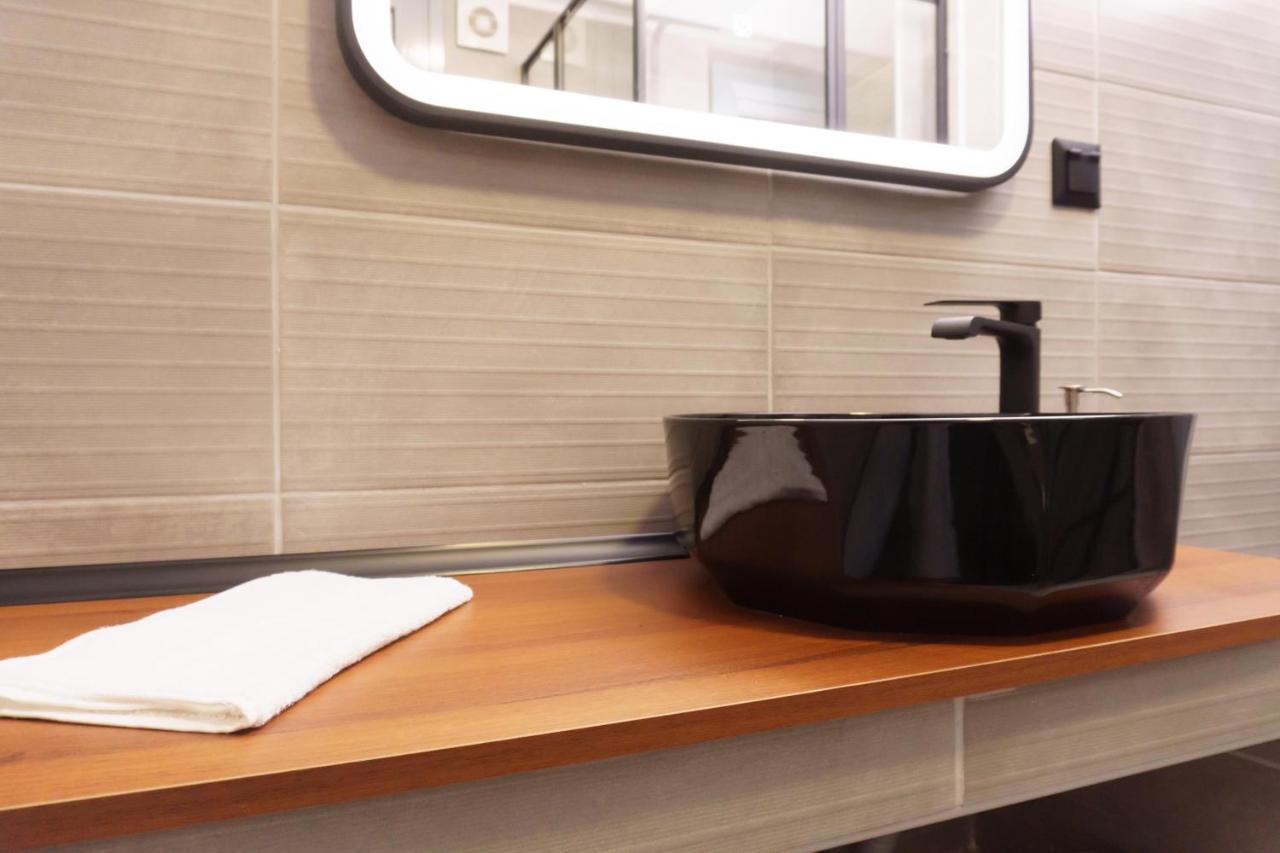Sani Deluxe Home- Monastiraki Square - Brand New * Athens
